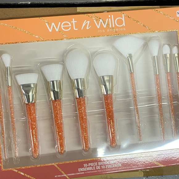 Wet N Wild 10 Piece Orange Glitter Makeup Brushes - Picture 4 of 8